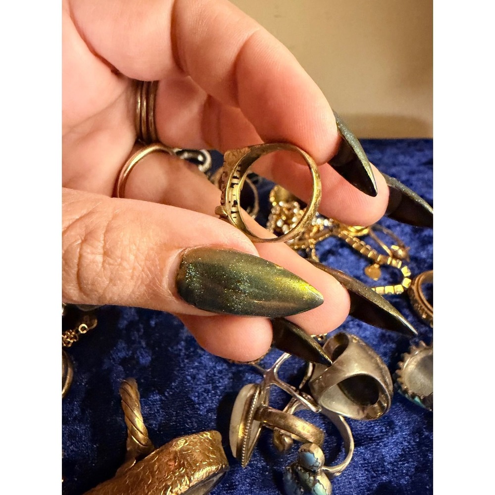 Sugertits Ring Brass Block Letter Astrology Statement Jewelry - Picture 6 of 6